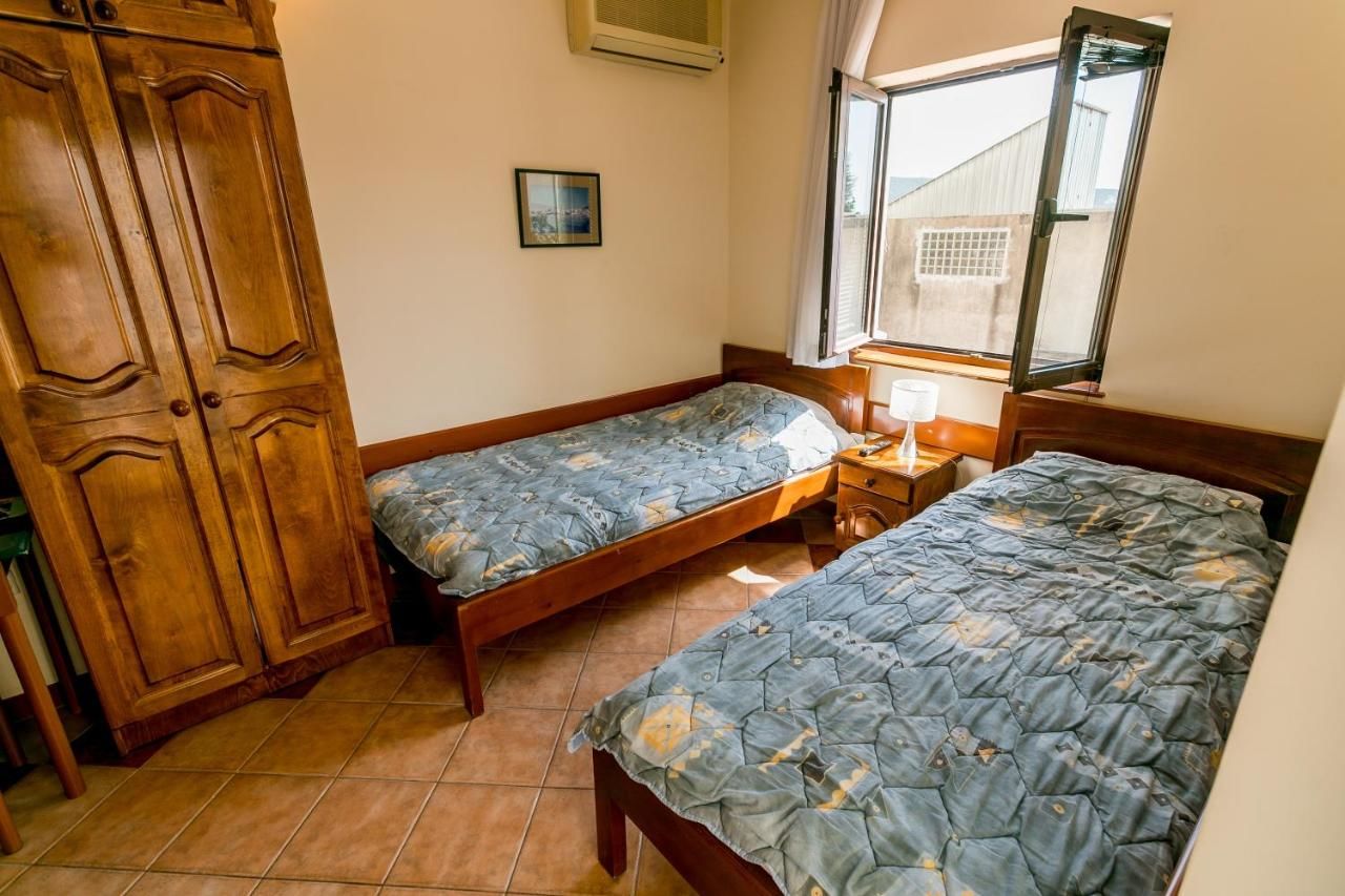 Апартаменты Apartments Maslina Херцег-Нови