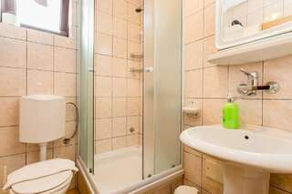 Апартаменты Apartments Maslina Херцег-Нови Номер-студио с диваном-кроватью (для 3 взрослых)-1