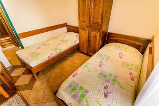 Апартаменты Apartments Maslina Херцег-Нови Двухместный номер с 2 отдельными кроватями и балконом-10