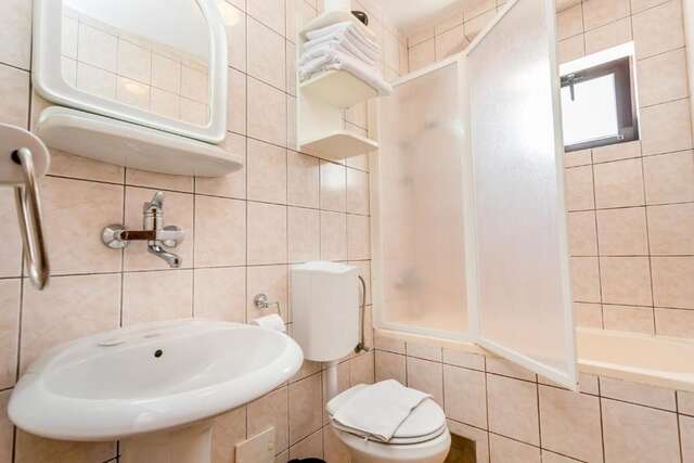 Апартаменты Apartments Maslina Херцег-Нови-87